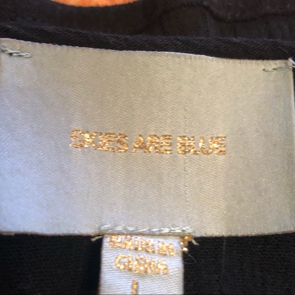Skies are Blue brand from Dillards - Picture 4 of 4